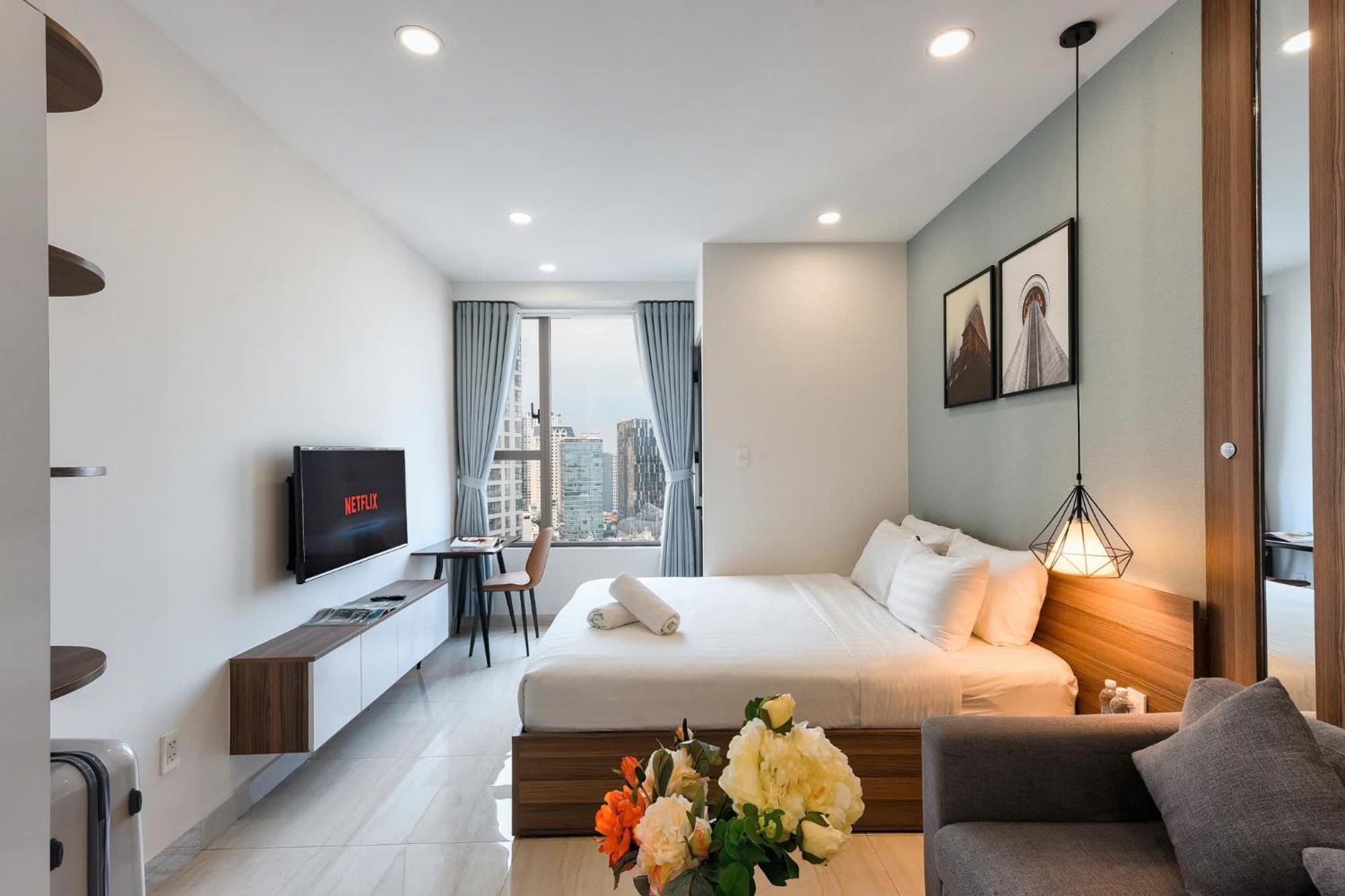 Apartment With Me Saigon - Rivergate Building *