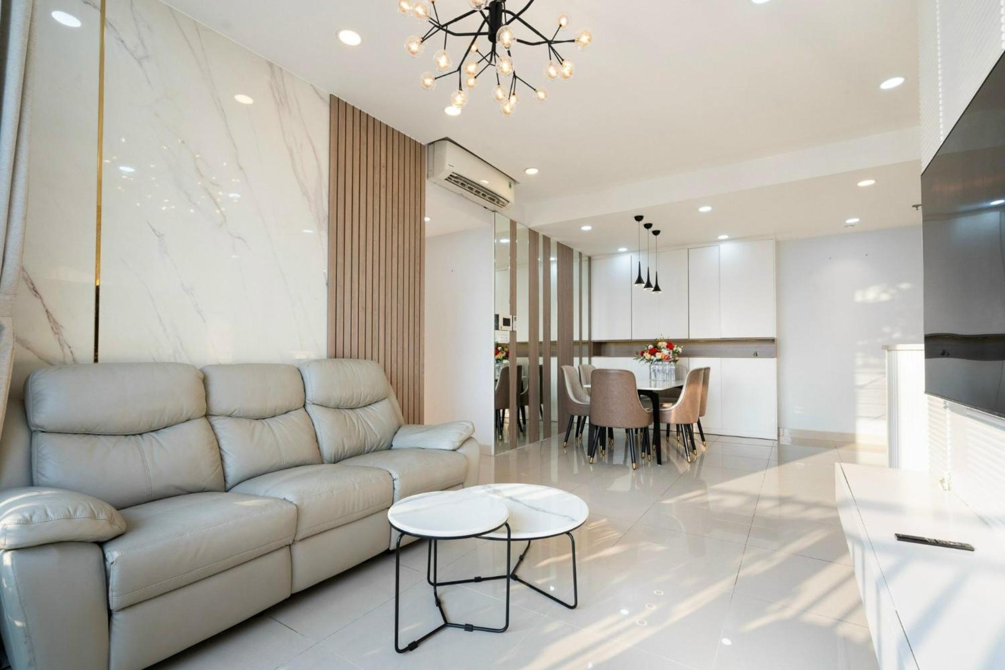 With Me Saigon - Rivergate Building Apartment *