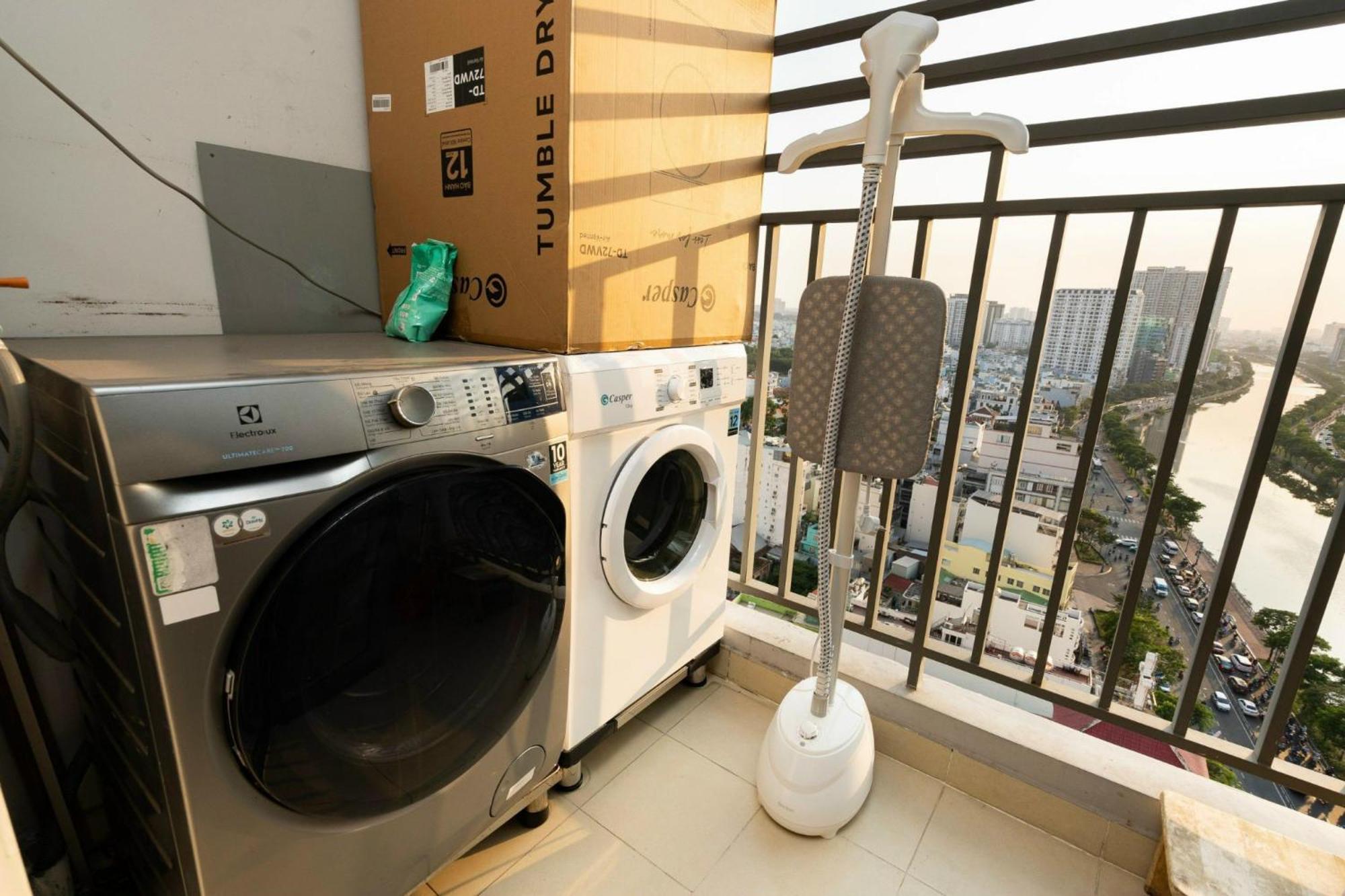 Apartment With Me Saigon - Rivergate Building